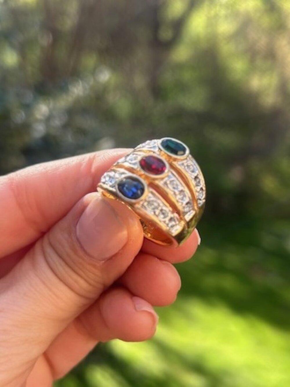 ANA BEKOACH 18K H.G.E. Red/Green/Blue Rhinestone Statement RING